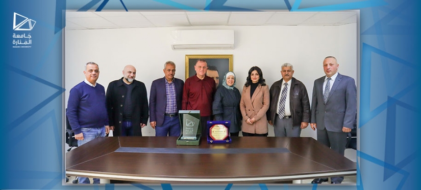 Rector of Manara University and the president of the Syrian Pharmacists Association exchanged honorary shields in the University